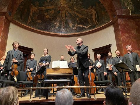 Baroque Reviews .